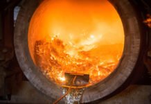 Mozal poderá encerrar em Março, enquanto decorrem esforços de última hora